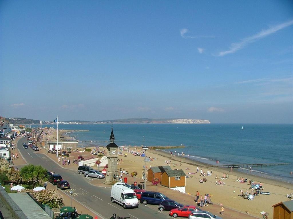 The Aqua Bed and Breakfast Shanklin Exteriör bild